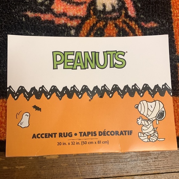 Peanuts Snoopy Charlie Brown Fall Happy Halloween Accent Rug Mat Trick or Treat - Picture 2 of 3